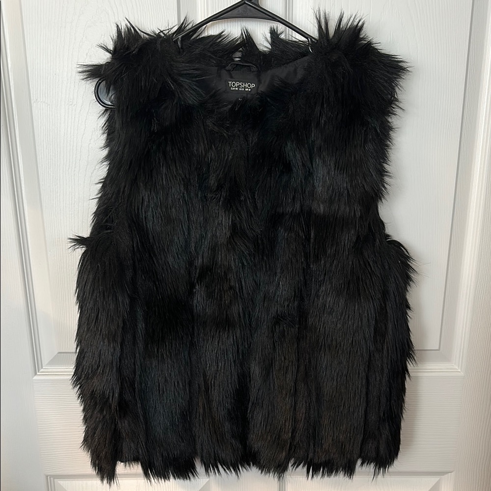 Topshop faux fur black vest